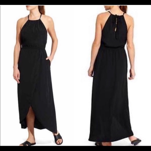 keyhole maxi dress
